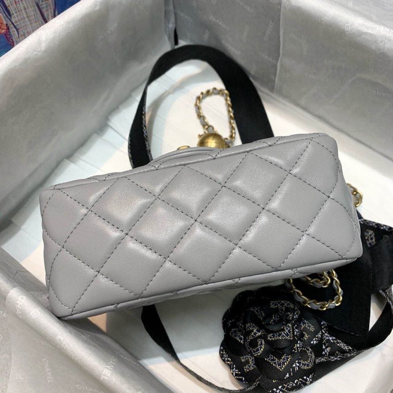 Chanel Classic Flap With Charm Chain With CC Details On Strap Bag 18cm Gold Hardware Lambskin Leather Spring/Summer Collection, Grey - Image 6