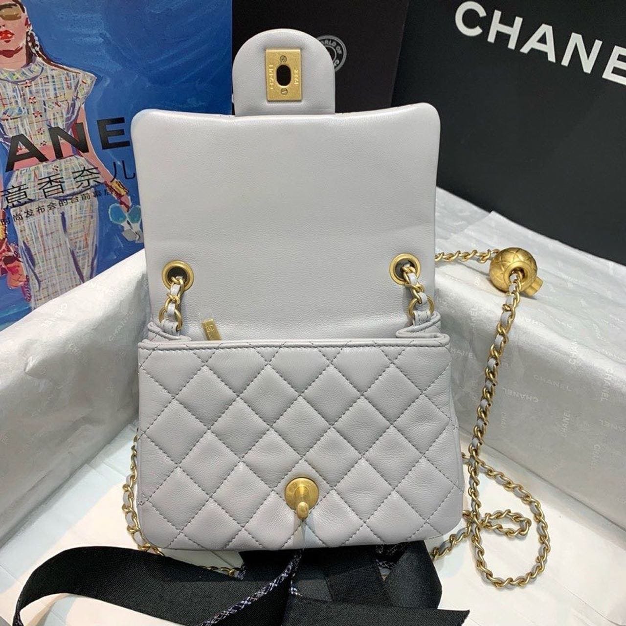 Chanel Classic Flap With Charm Chain With CC Details On Strap Bag 18cm Gold Hardware Lambskin Leather Spring/Summer Collection, Grey - Image 7
