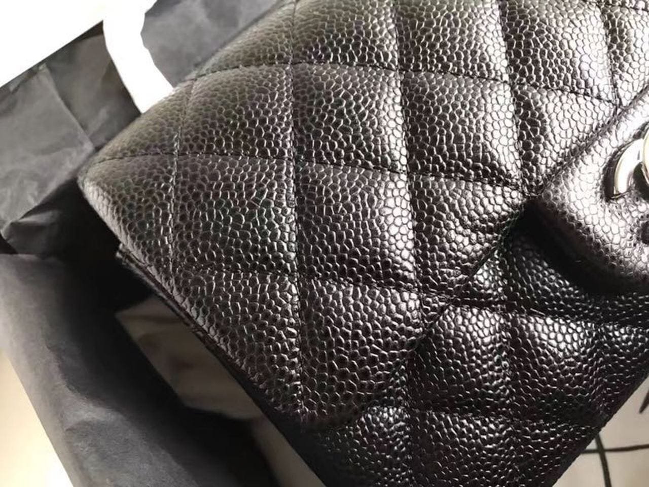 Chanel Classic Flap Bag 20cm Silver Hardware Caviar Leather Spring/Summer Collection Black - Image 6