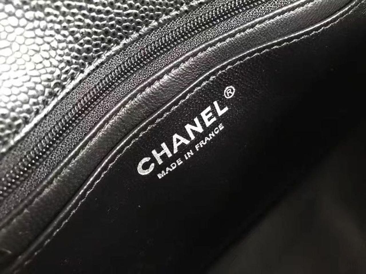 Chanel Classic Flap Bag 20cm Silver Hardware Caviar Leather Spring/Summer Collection Black - Image 7