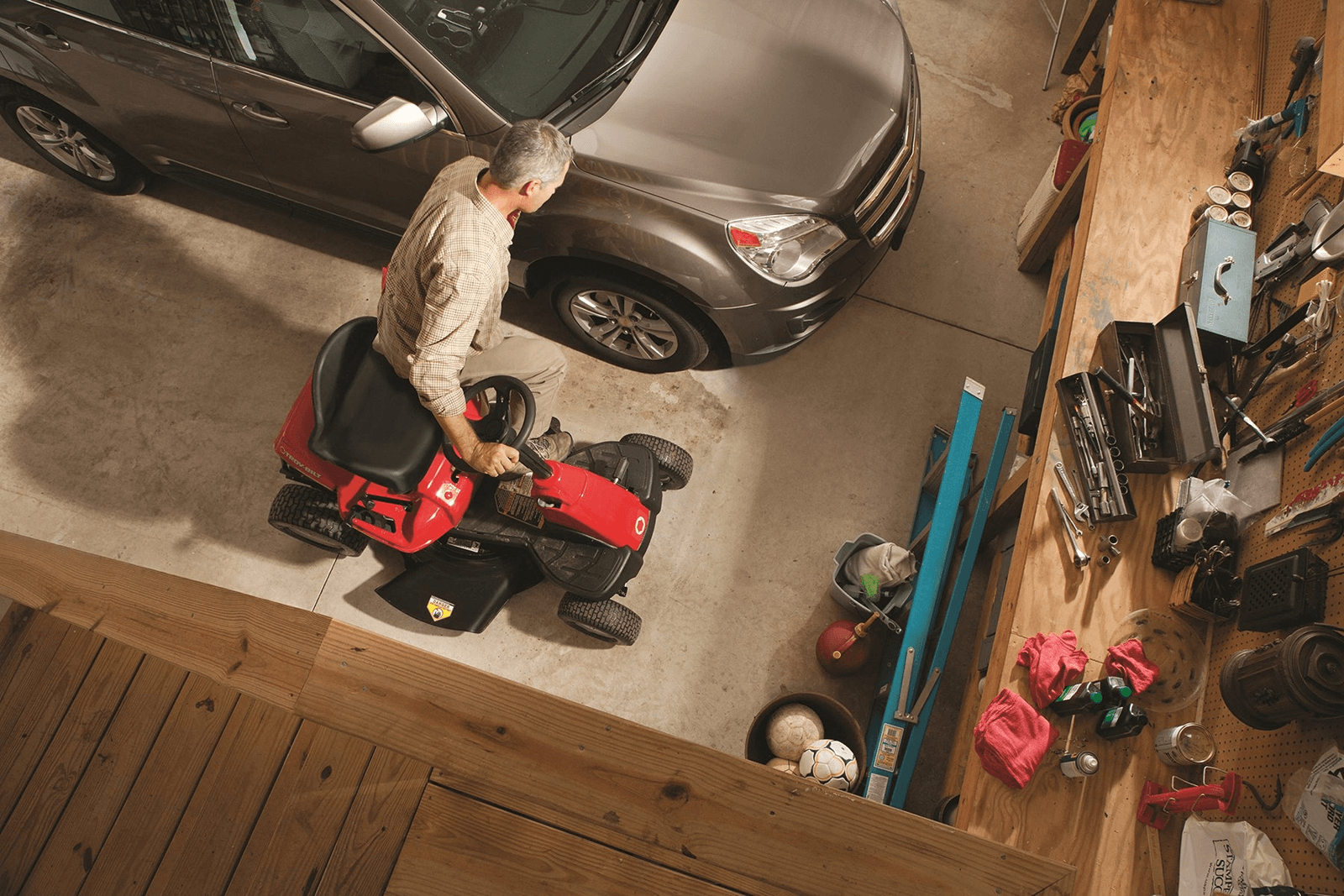 Craftsman R110 36in 11.5HP Manual/Gear Riding Lawn Mower - Image 3